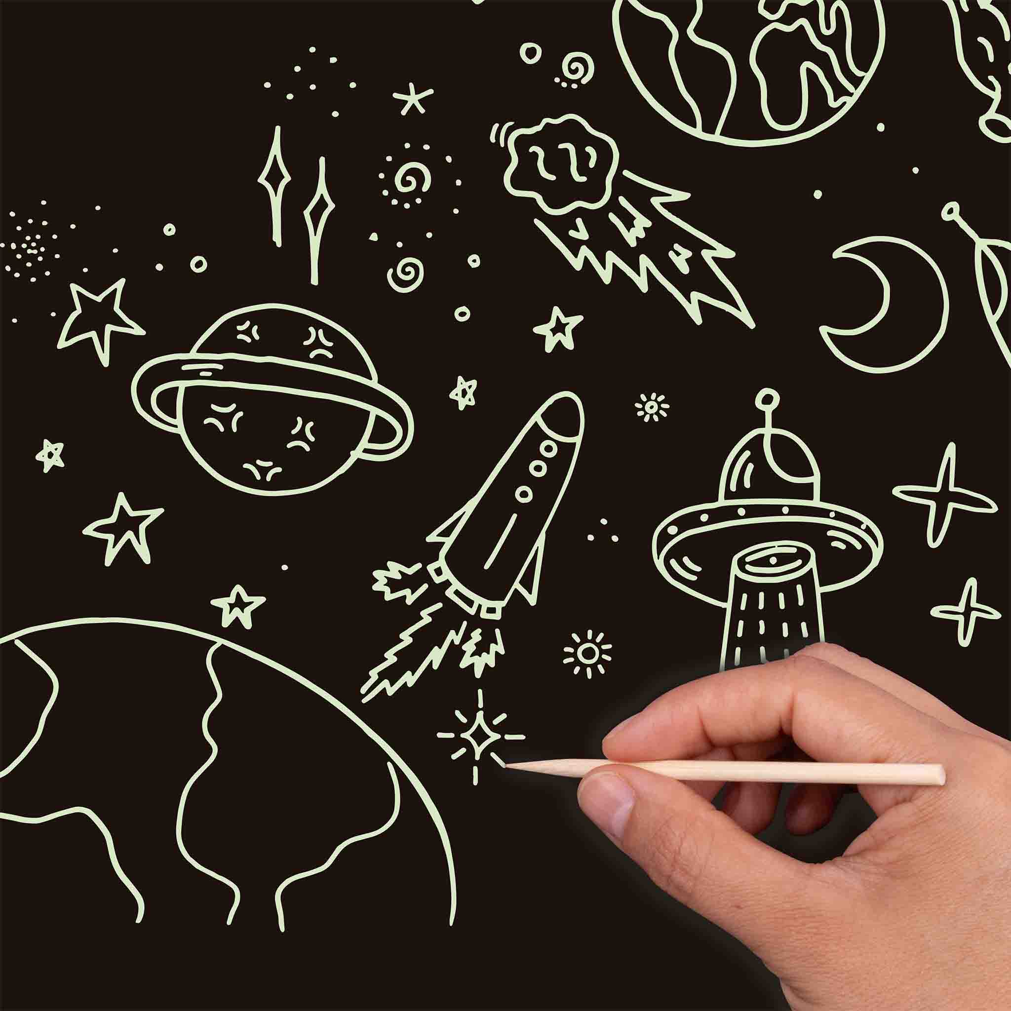LAMINAS MAGIC SCRATCH APLI DIBUJOS FOSFORESCENTES, BRILLAN EN LA OSCURIDAD